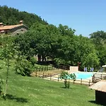Holiday home Farmhouse In Apecchio With Swimming Pool, Terrace, Garden