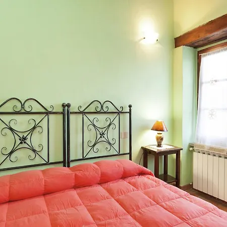 Сasa de vacaciones In With Swimming Pool, Terrace, Garden Apecchio