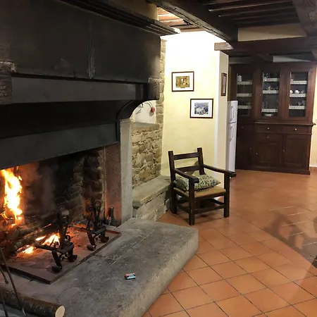 In With Swimming Pool, Terrace, Garden Apecchio