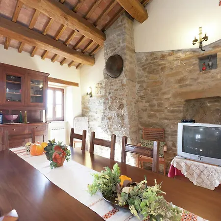 In With Swimming Pool, Terrace, Garden Apecchio