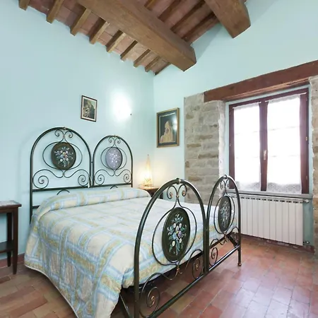 Сasa de vacaciones In With Swimming Pool, Terrace, Garden *