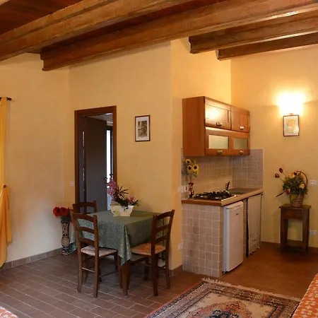 In With Swimming Pool, Terrace, Garden * Apecchio