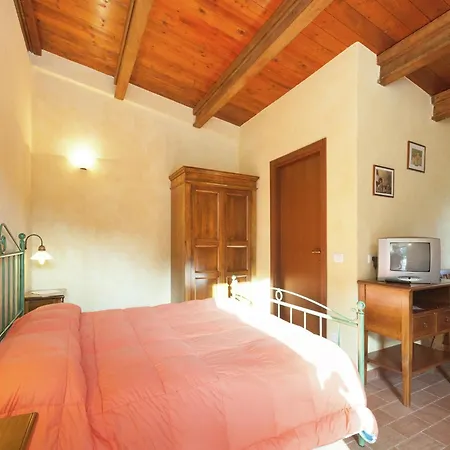 In With Swimming Pool, Terrace, Garden Apecchio